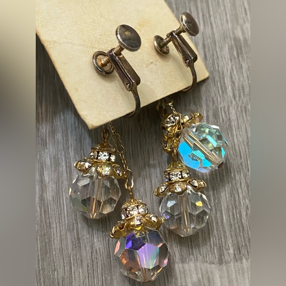Vintage Aurora Borealis Crystal Drop Clip-on Earrings - Picture 5 of 12